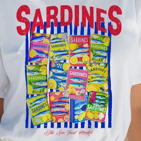 Sardines T-Shirt, Graphics Unisex Tee - Picture 2 of 4
